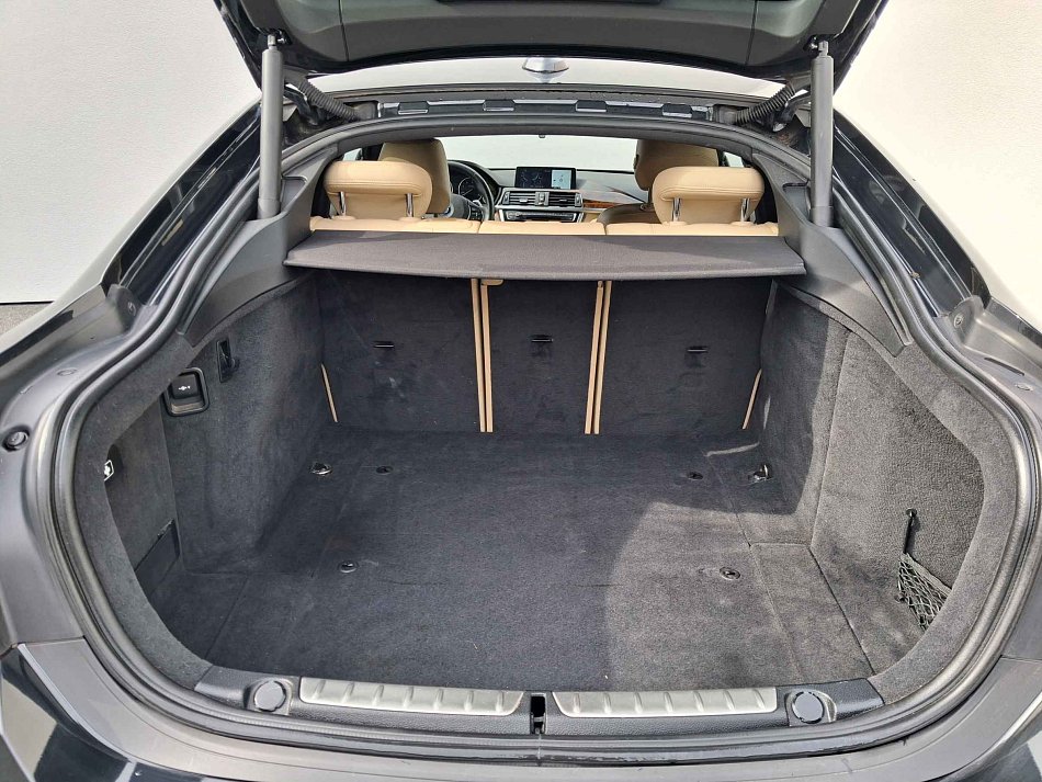 BMW Řada 4 2.0 D LuxuryLine 420d xDrive