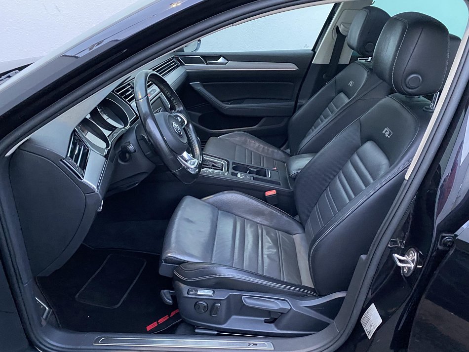 Volkswagen Passat 2.0 TSi R-Line