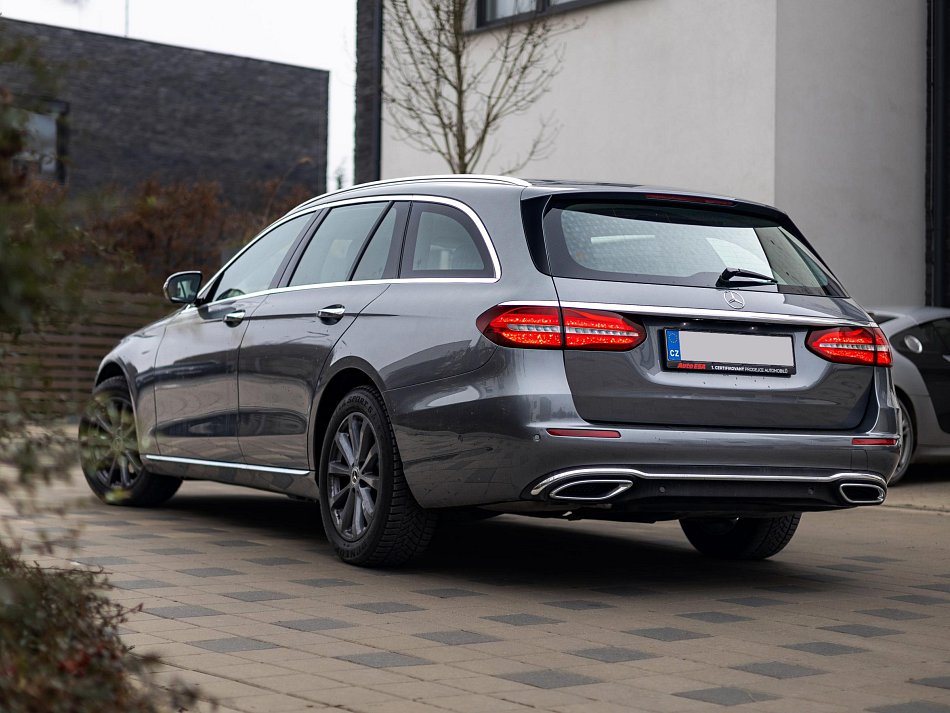 Mercedes-Benz Třída E 2.0d  220d