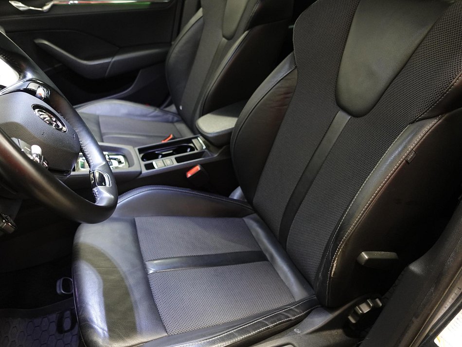 Škoda Octavia IV 2.0TDi Style