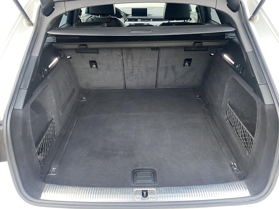 Audi A4 2.0 TFSi S-line