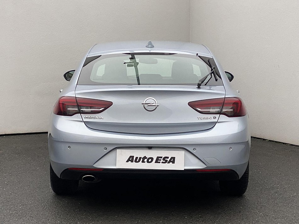 Opel Insignia 2.0CDTI  GRAND SPORT