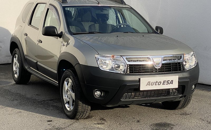Dacia Duster 1.6 i 