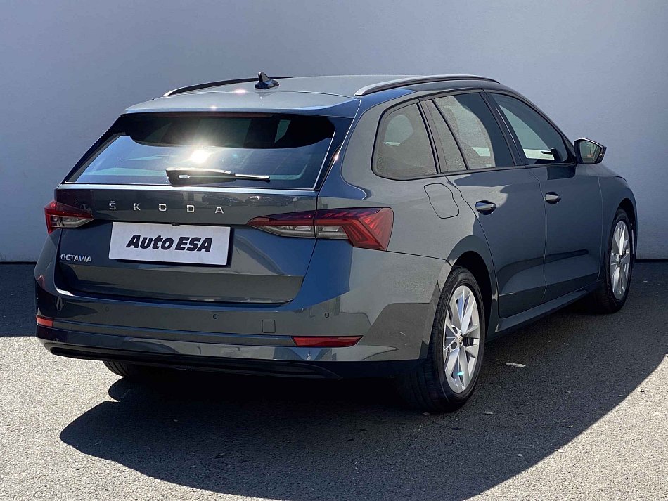 Škoda Octavia IV 2.0 TDi Style