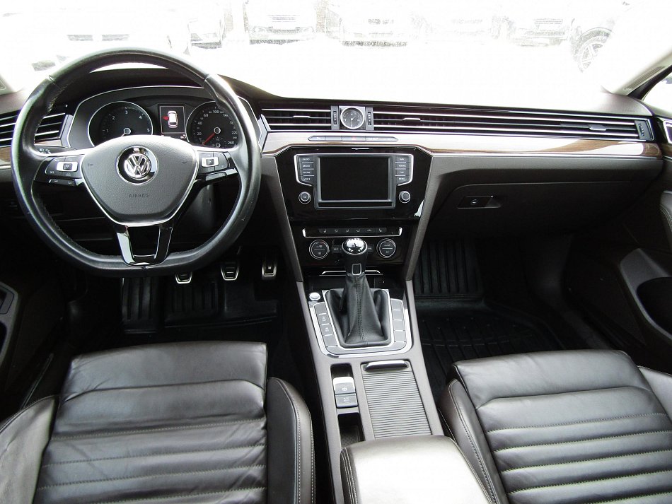 Volkswagen Passat 2.0 TDi 
