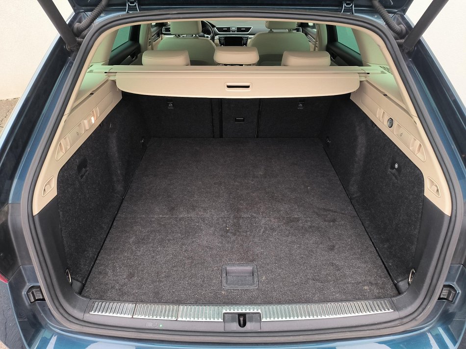 Škoda Superb III 2.0 TSi Style