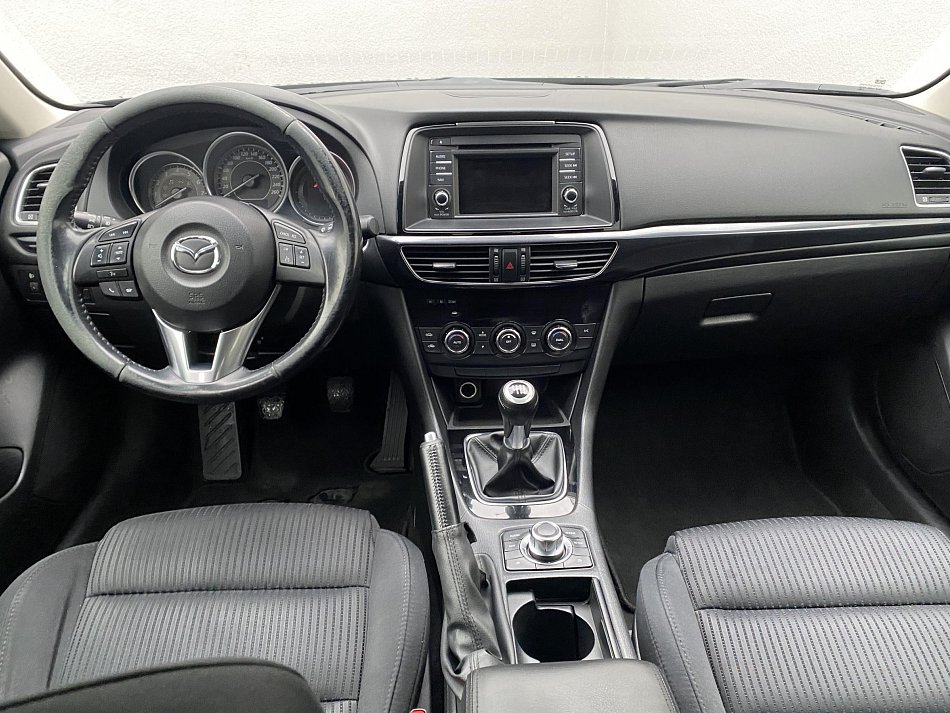 Mazda 6 2.0i 