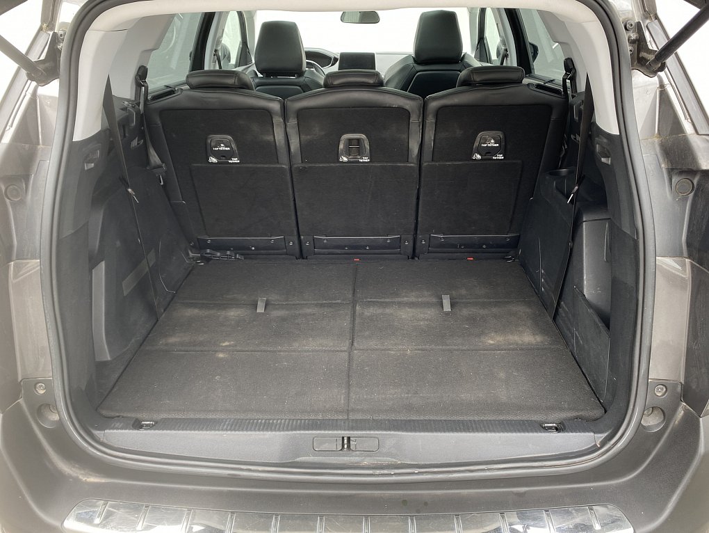 Peugeot 5008 1.2 PT Allure 7míst