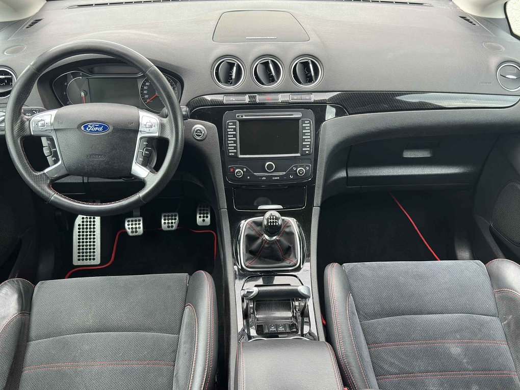 Ford S-MAX 2.2 TDCi 