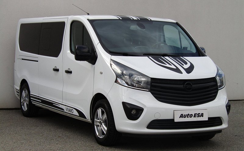 Opel Vivaro 1.6CDTi  L2 LUX 7míst
