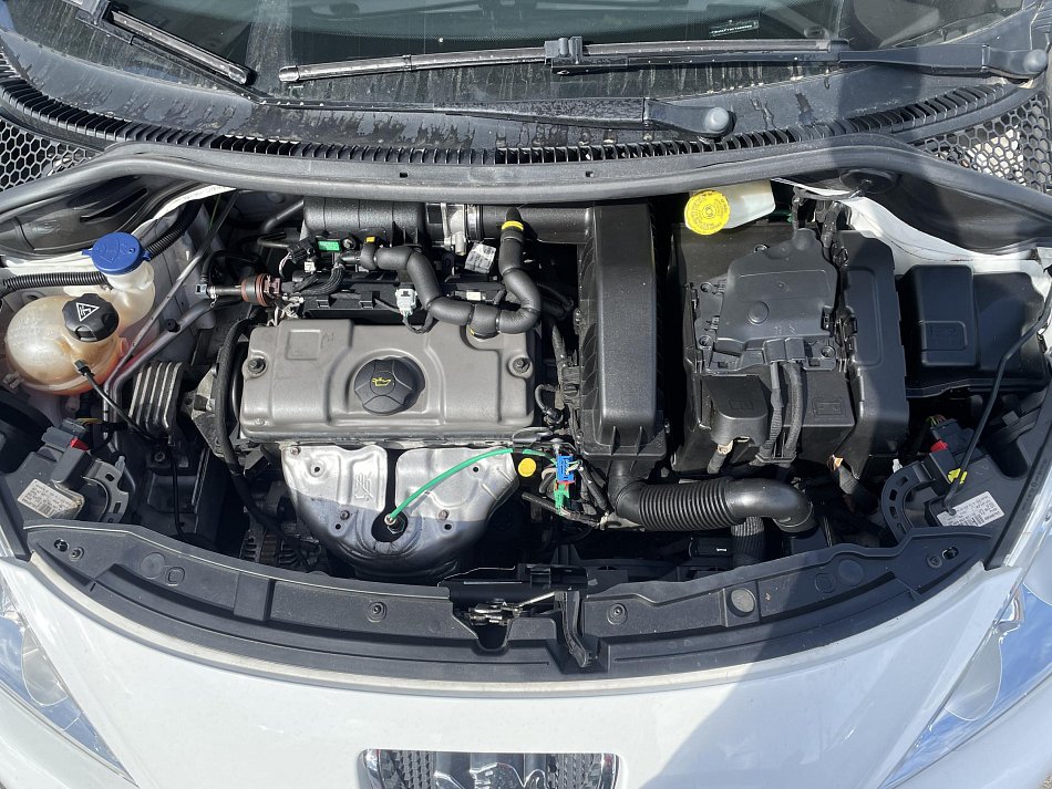 Peugeot 207 1.4i 