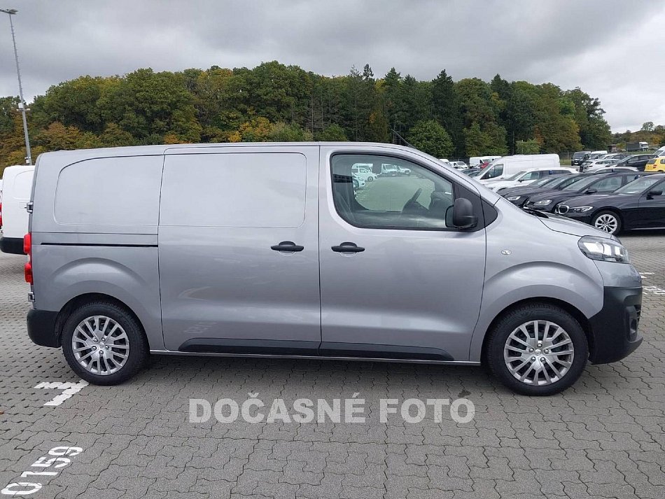 Opel Vivaro 1.5CDTi Edition L2 DÍLNA