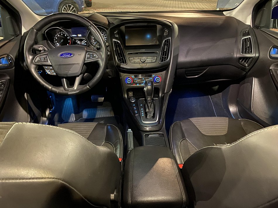 Ford Focus 1.5T ST-Line