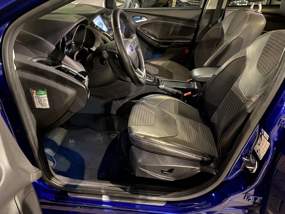 Ford Focus 1.5T ST-Line