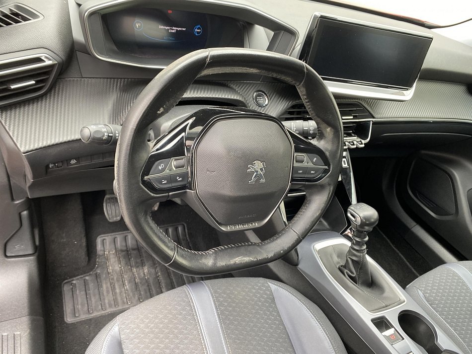 Peugeot 2008 1.2PT Allure