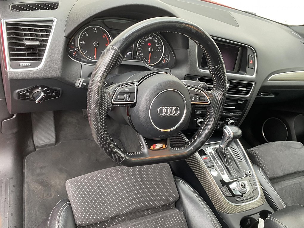 Audi Q5 3.0 TDi  Quattro