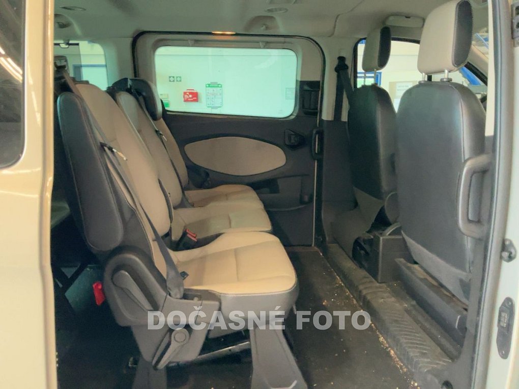 Ford Tourneo Custom 2.2TDCi Titanium L2