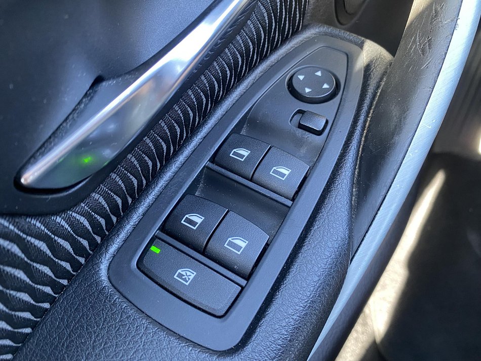 BMW Řada 3 2.0 D  320D