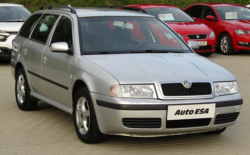 Škoda Octavia 1.6i Tour