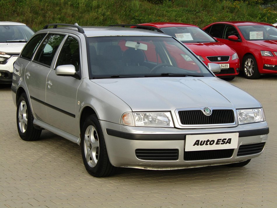 Škoda Octavia 1.6i Tour