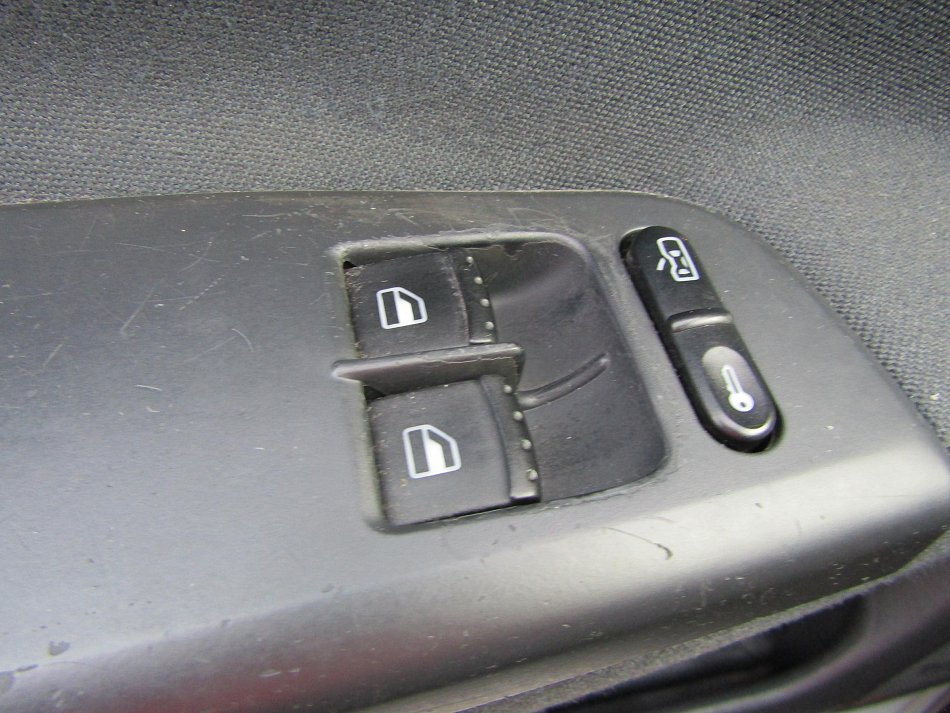 Škoda Octavia 1.6i Tour