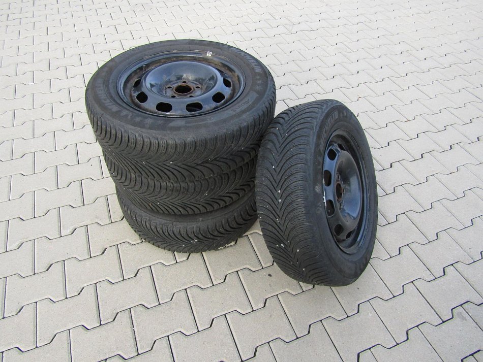 Škoda Octavia 1.6i Tour