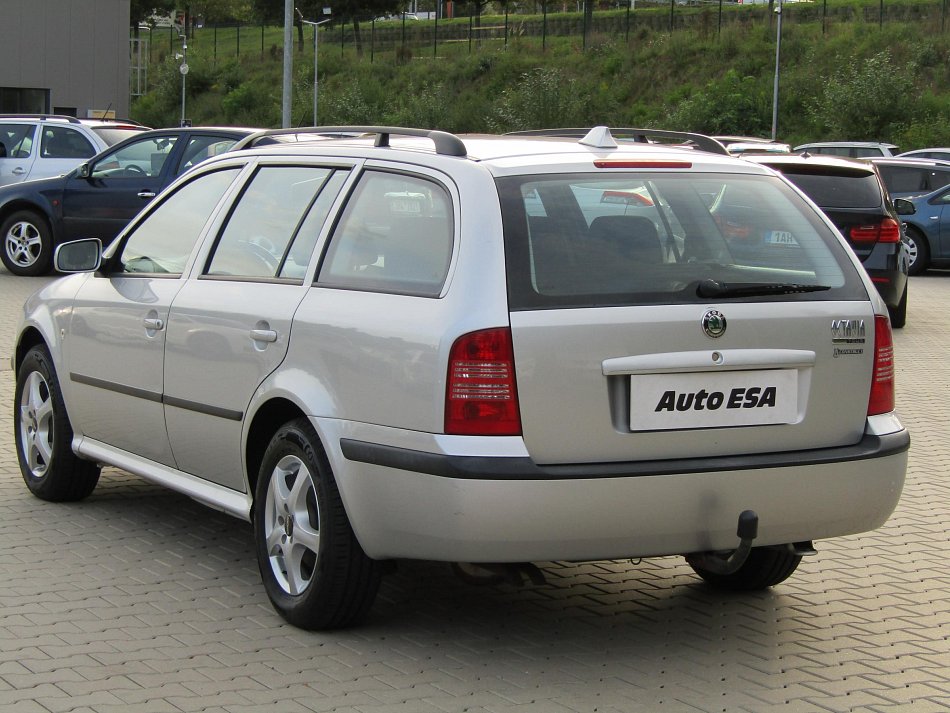 Škoda Octavia 1.6i Tour