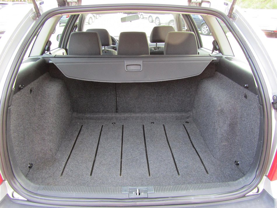 Škoda Octavia 1.6i Tour