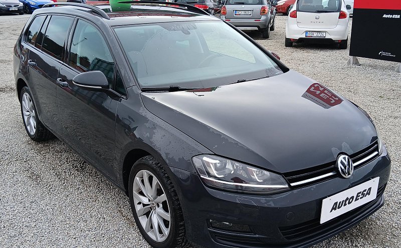 Volkswagen Golf 2.0 TDi 