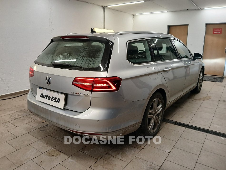 Volkswagen Passat 2.0 TDi 