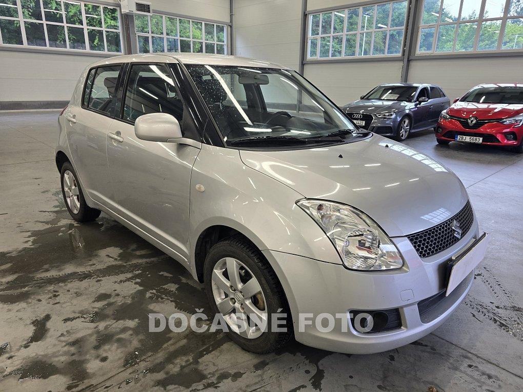 Suzuki Swift 1.3i 