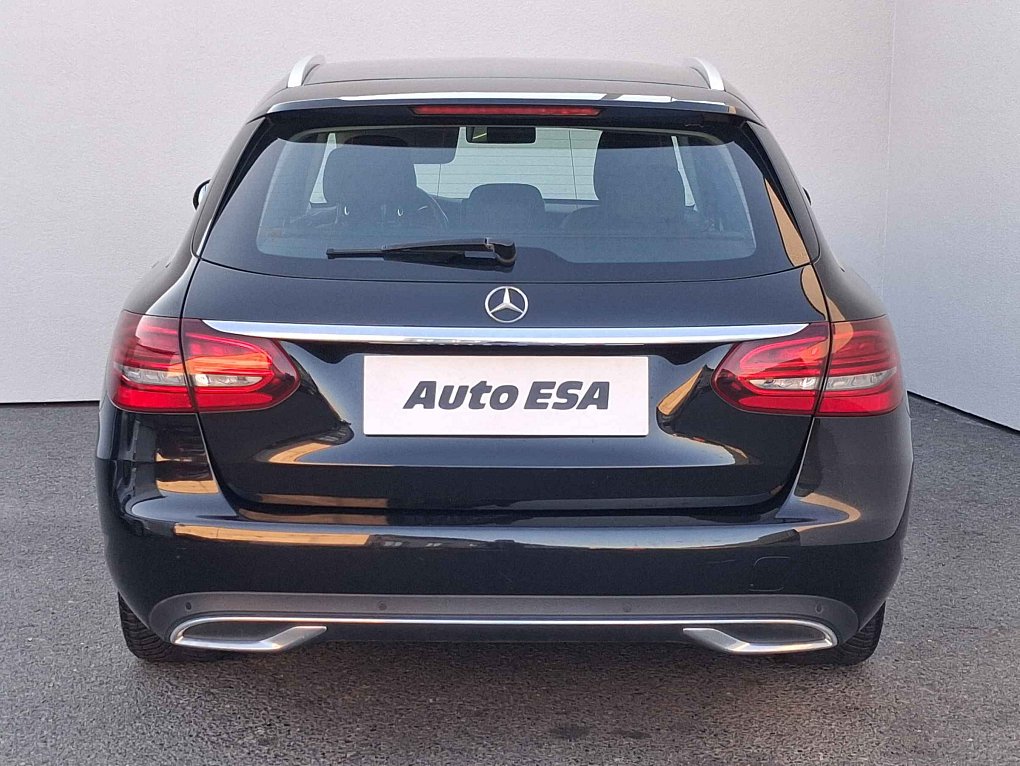 Mercedes-Benz Třída C 2.0CDi Avantgarde C220