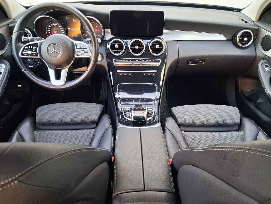 Mercedes-Benz Třída C 2.0CDi Avantgarde C220