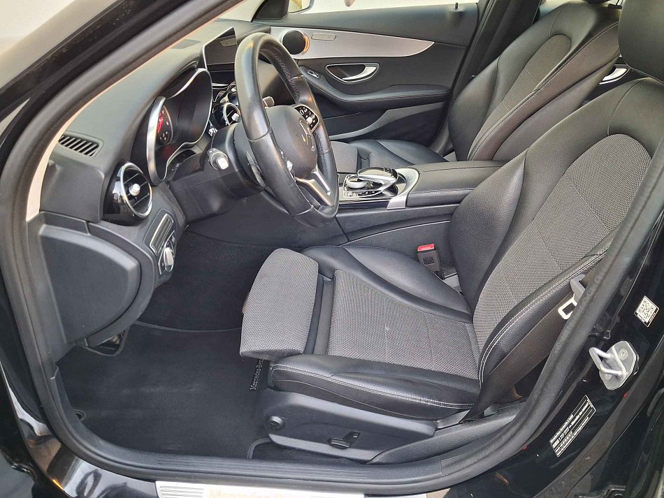 Mercedes-Benz Třída C 2.0CDi Avantgarde C220