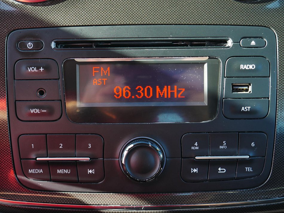 Dacia Logan 1.2i Arctica