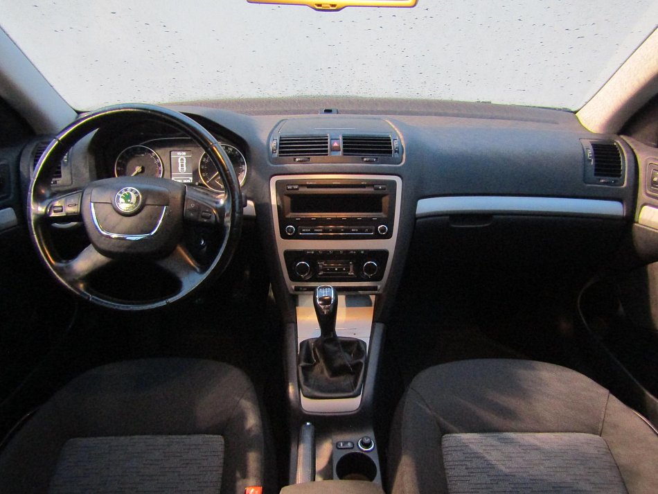 Škoda Octavia II 1.6 TDi Ambition
