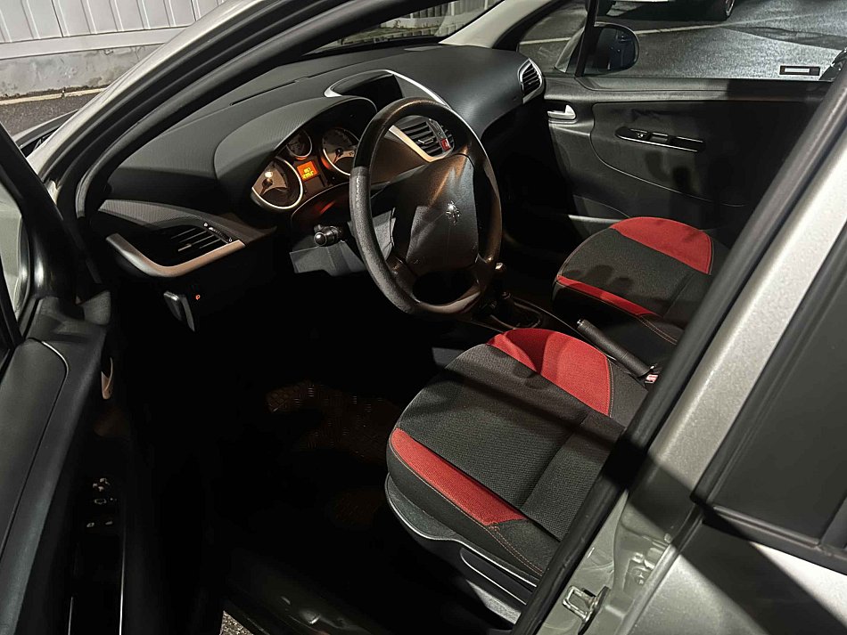 Peugeot 207 1.4I 