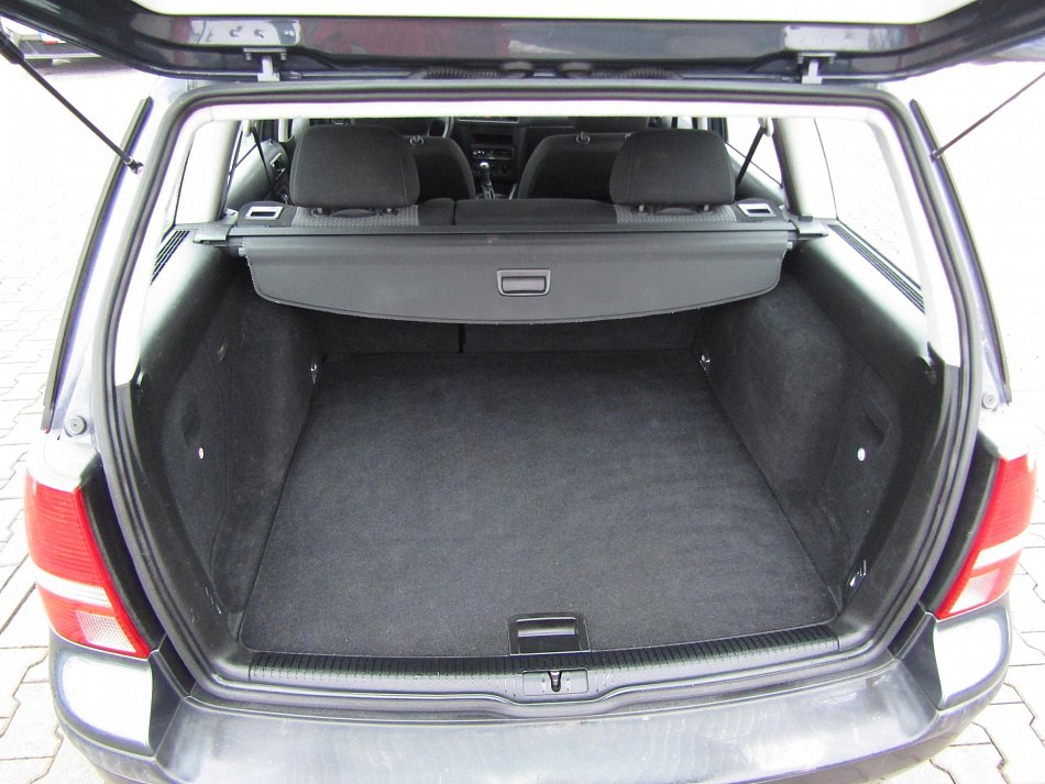 Volkswagen Golf 1.4 i 