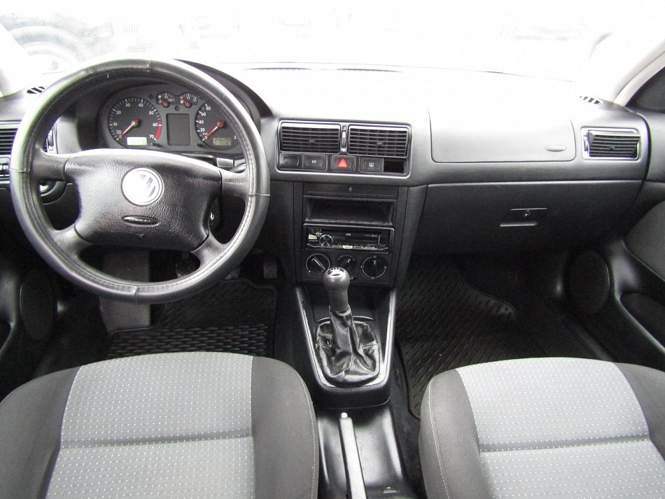 Volkswagen Golf 1.4 i 