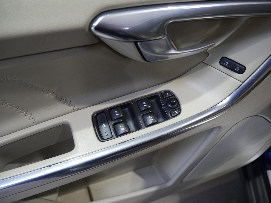 Volvo XC60 2.4d  4x4