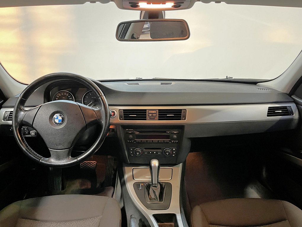 BMW Řada 3 2.5 i 