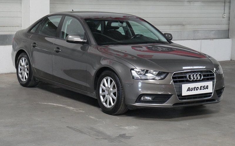 Audi A4 2.0 TDi 