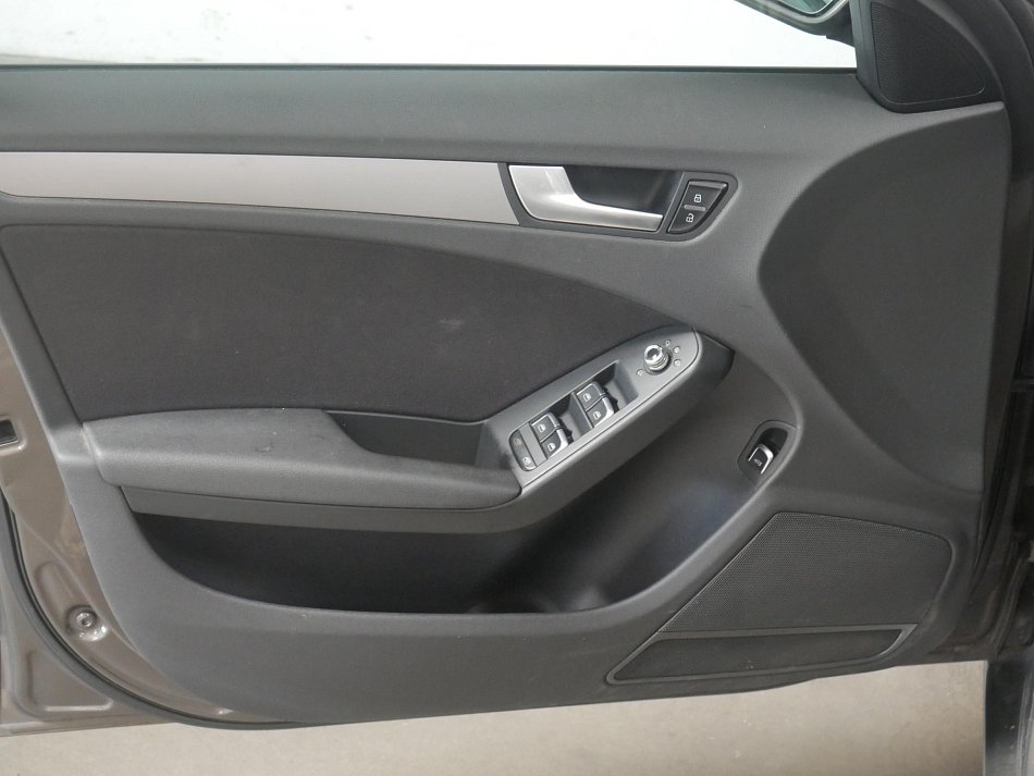 Audi A4 2.0 TDi 