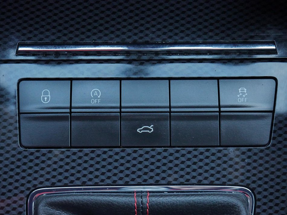 Škoda Octavia III 2.0 TSi RS