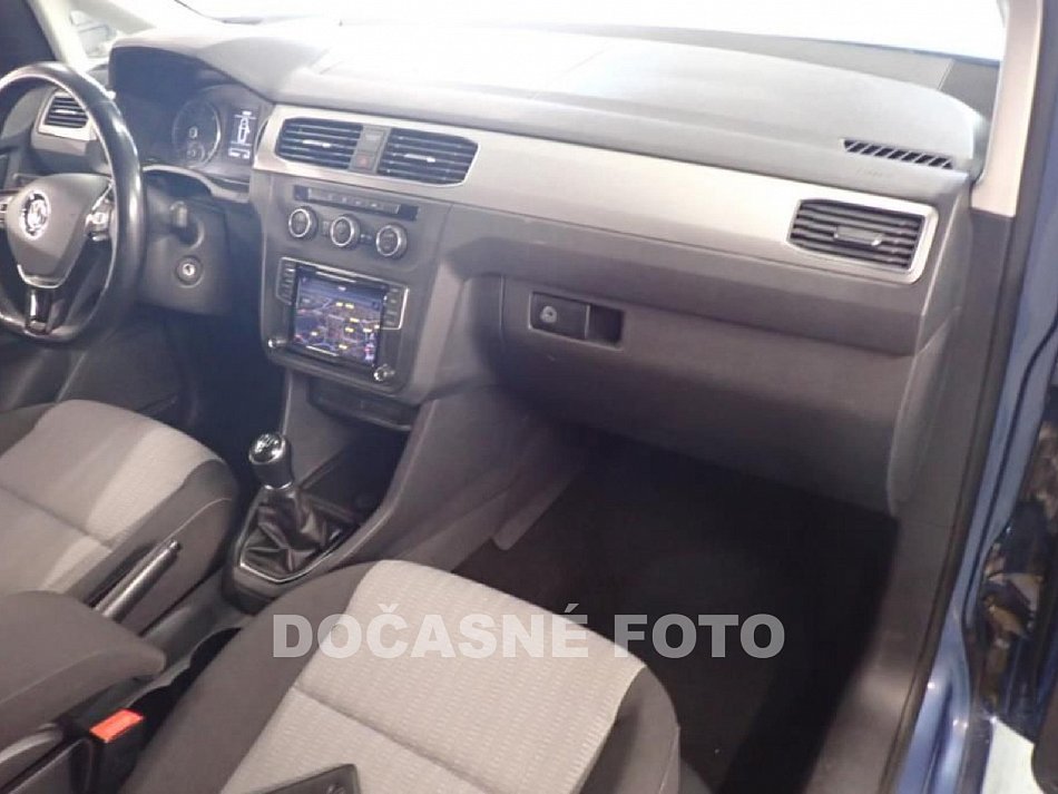 Volkswagen Caddy 2.0TDi Comfortline MAXi 7míst