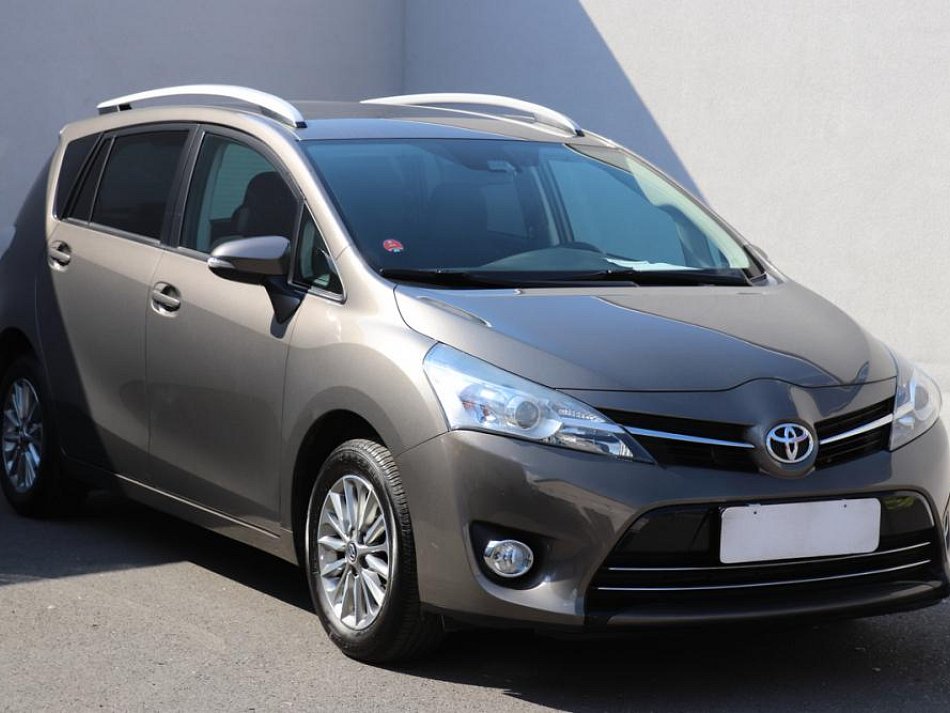 Toyota Verso 1.8 Edition