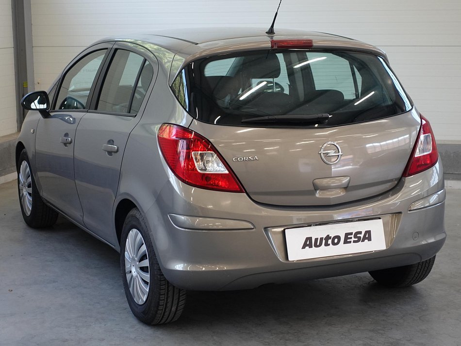 Opel Corsa 1.2i 