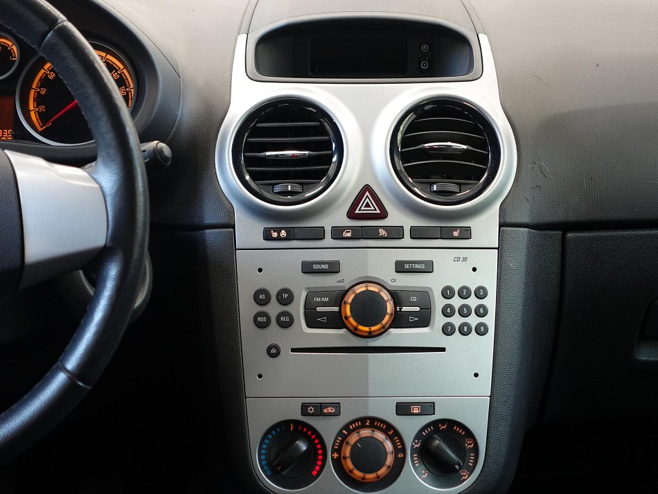 Opel Corsa 1.2i 