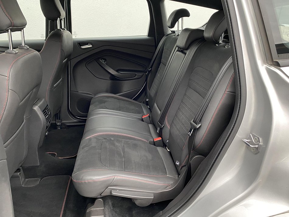 Ford Kuga 1.5 EB ST-Line