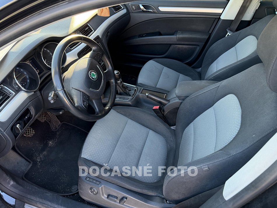 Škoda Superb II 2.0 TDi Ambition